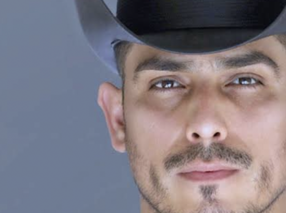 A Lavar Su Madre